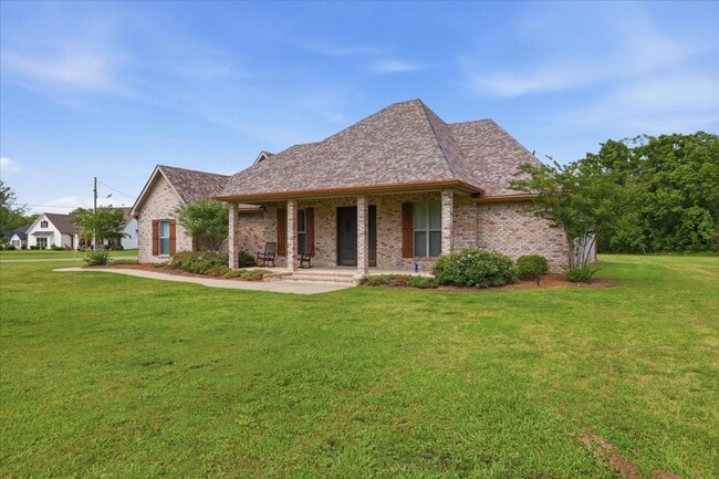 Photo - Fully Furnished Luxury Executive Estate on 4.3 Acres in Brandon – Private, Custom Home with Premi...
