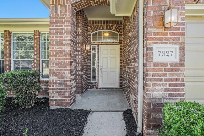 Front Patio - 7327 Boerne Creek Dr