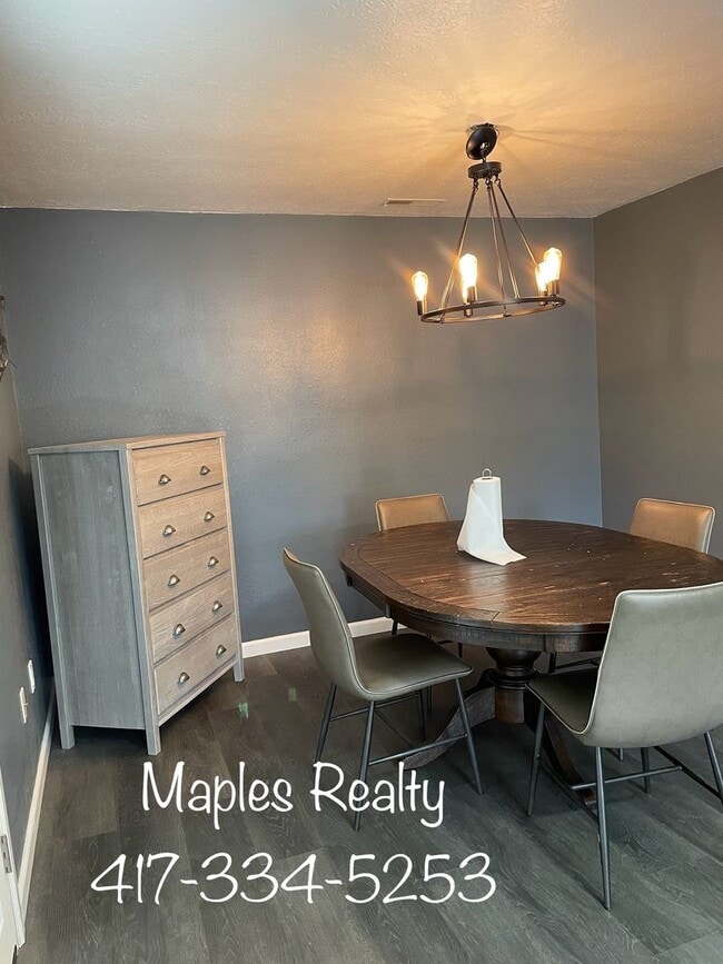 Photo - 4 bedroom, 2 bath furnished HOUSE in the H...