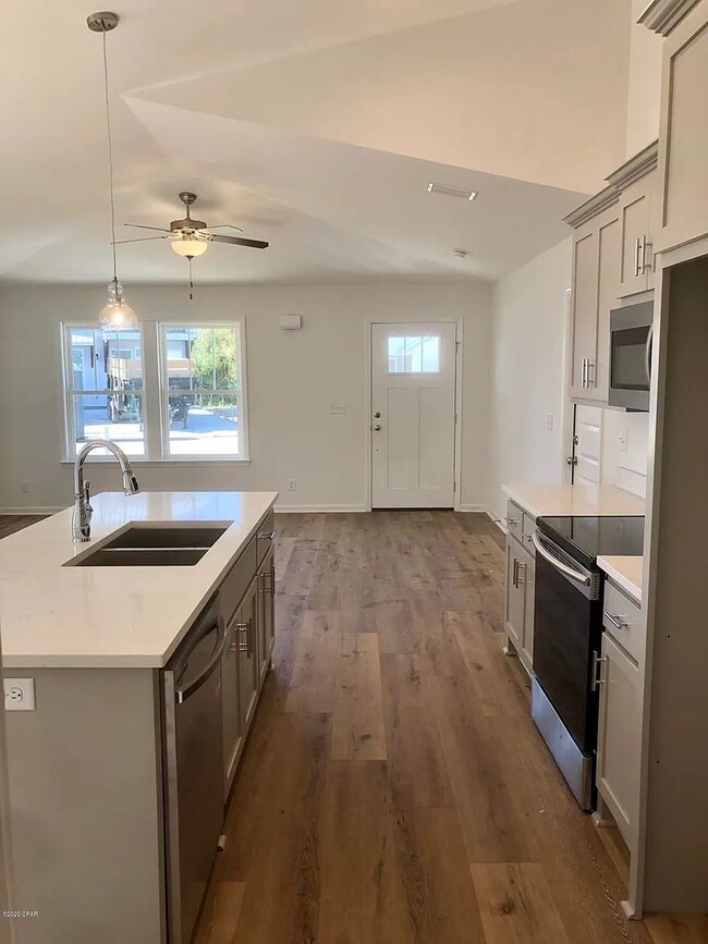 Photo - Single-Family House for Rent