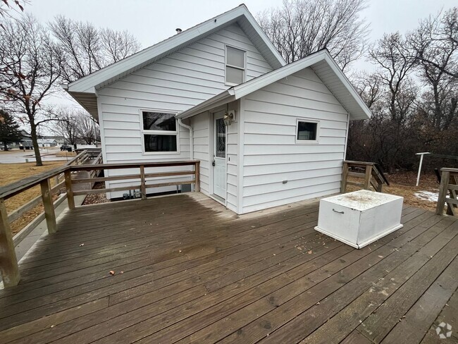 Building Photo - 120 19th St NE Unit House