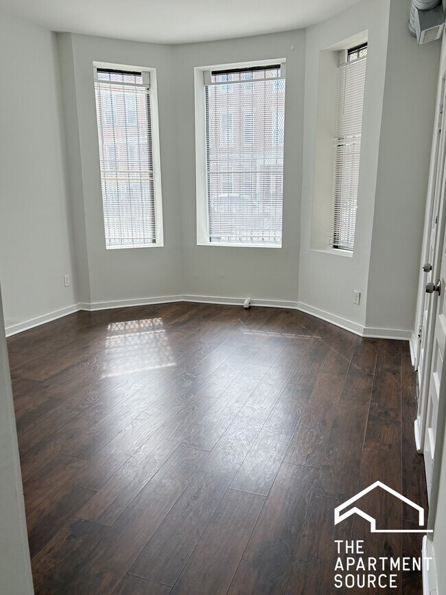 Photo - 2543 S St Louis Ave Unit 1F