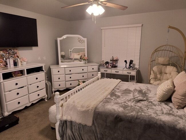 Photo - BEAUTIFUL 3 Bedroom Home UNFURNISHED