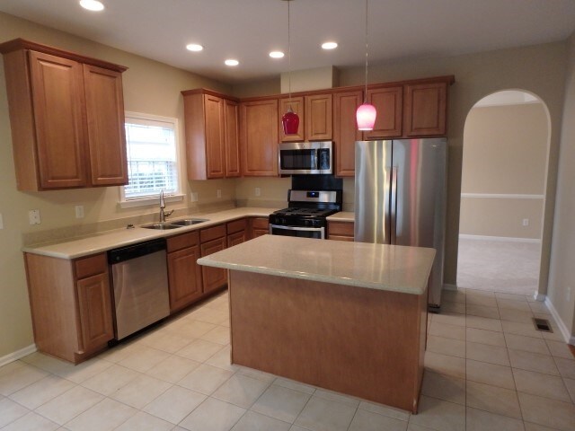 Photo - 121 Hampton Lake Dr