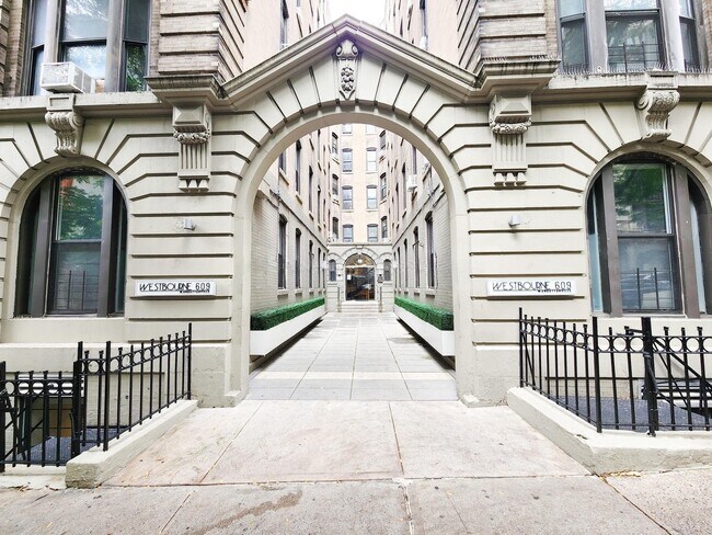 607 W 137th St Unit 2