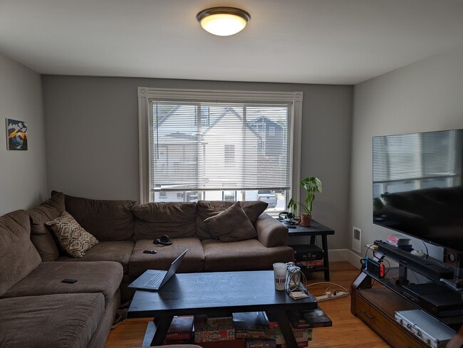 Photo - 11 Kearney St Unit 2