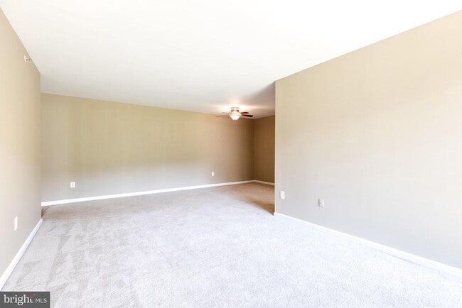Photo - 3512 Thomas Pointe Ct Unit 1B