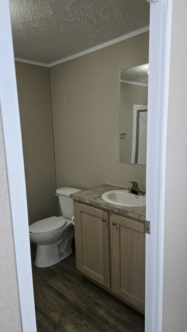 Photo - 5156 Exeter Ave