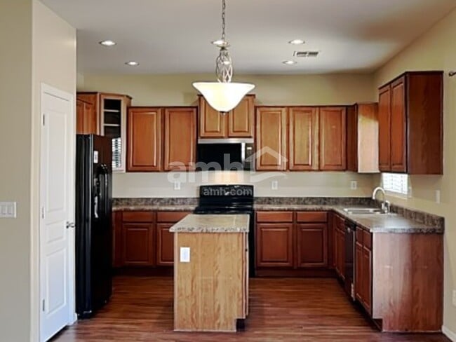 Photo - 148 S 108th Ave