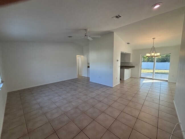 Photo - 6194 Seaport St