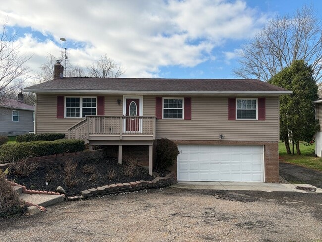Building Photo - Goodyear Heights Gem with Fireplace, Attached Garage & Massive Backyard