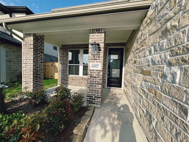 Photo - 6007 Churchill Spgs Ln