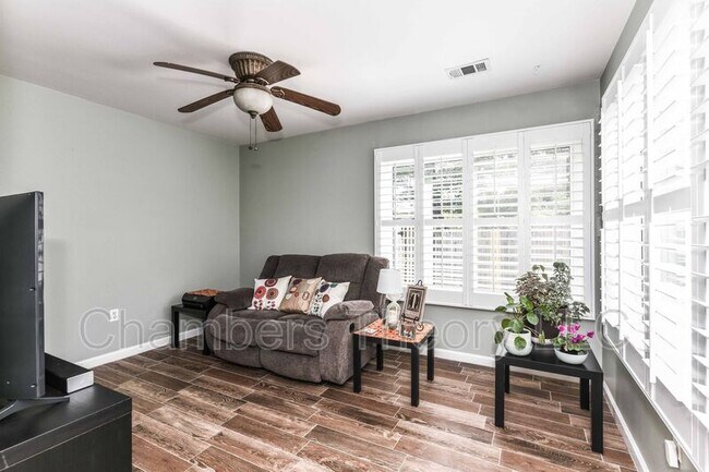 Photo - 49 Thrush Rd