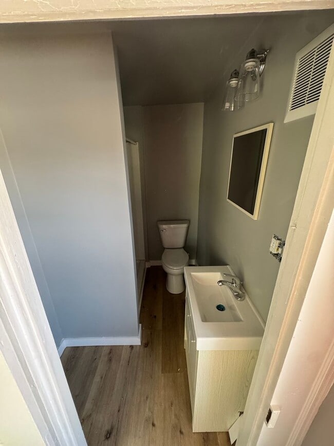 Photo - 1439 Main St Unit 1441