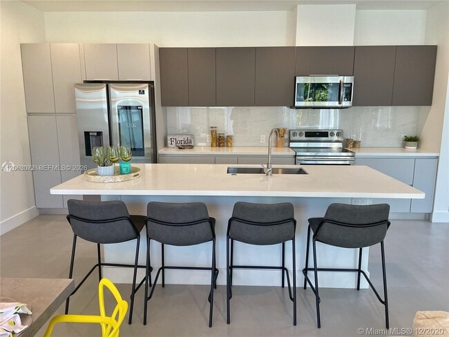 Photo - 807 SE 14th St