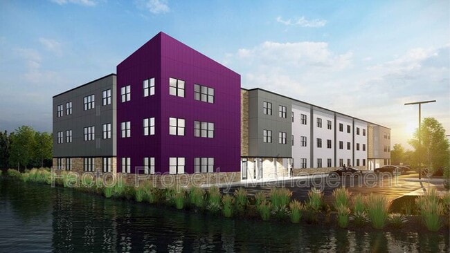 Building Photo - 905 S Victory Dr Unit 321