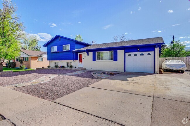 Building Photo - West Side Colorado Springs house, near parks!