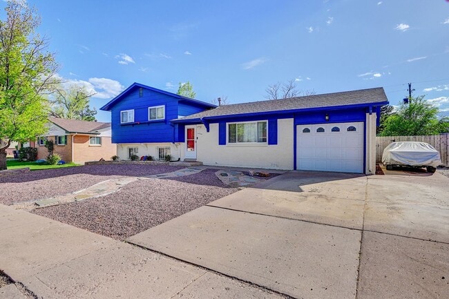 West Side Colorado Springs house, near parks! - West Side Colorado Springs house, near parks!