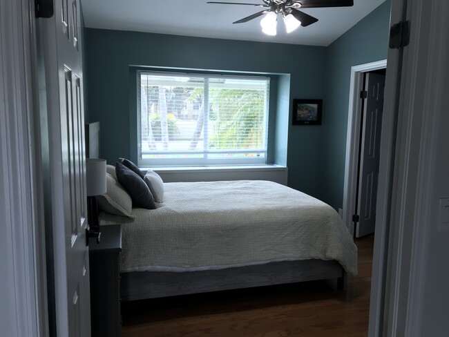 Photo - 1812 Edgewater Dr