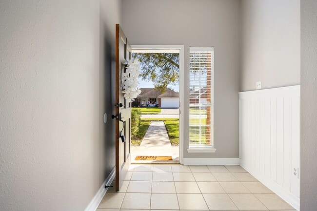 Photo - 4754 Widerop Ln