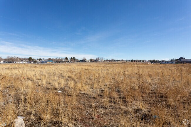 22 de marzo - Avenza Townhomes