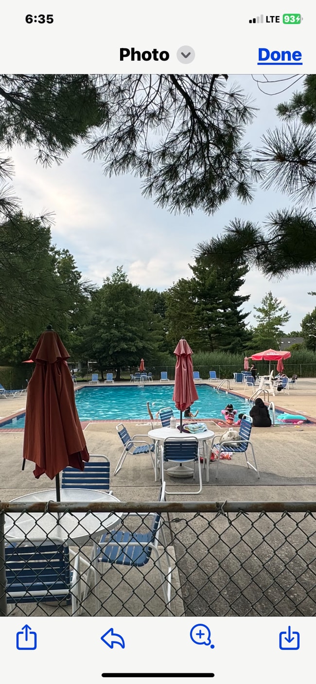 Walk to the pool - 17 Fisher Dr Unit 17 Fisher Drive