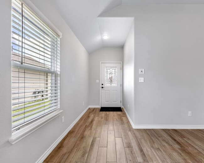 Photo - 7714 Pruet Dr