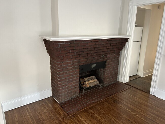 Photo - 137 Harvard St Unidad Flat #2