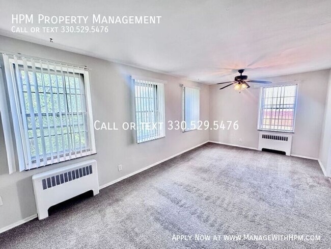 Photo - 3270 Warrensville Center Rd Unit F-305