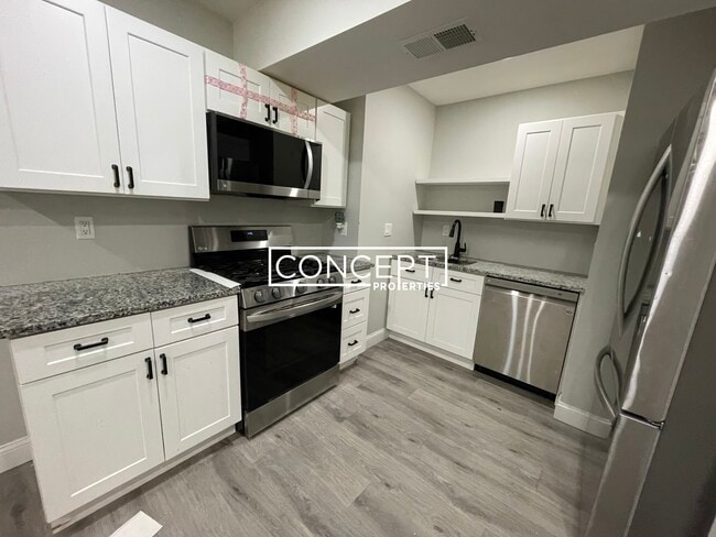 Building Photo - 11 Pierce St Unit GARDEN