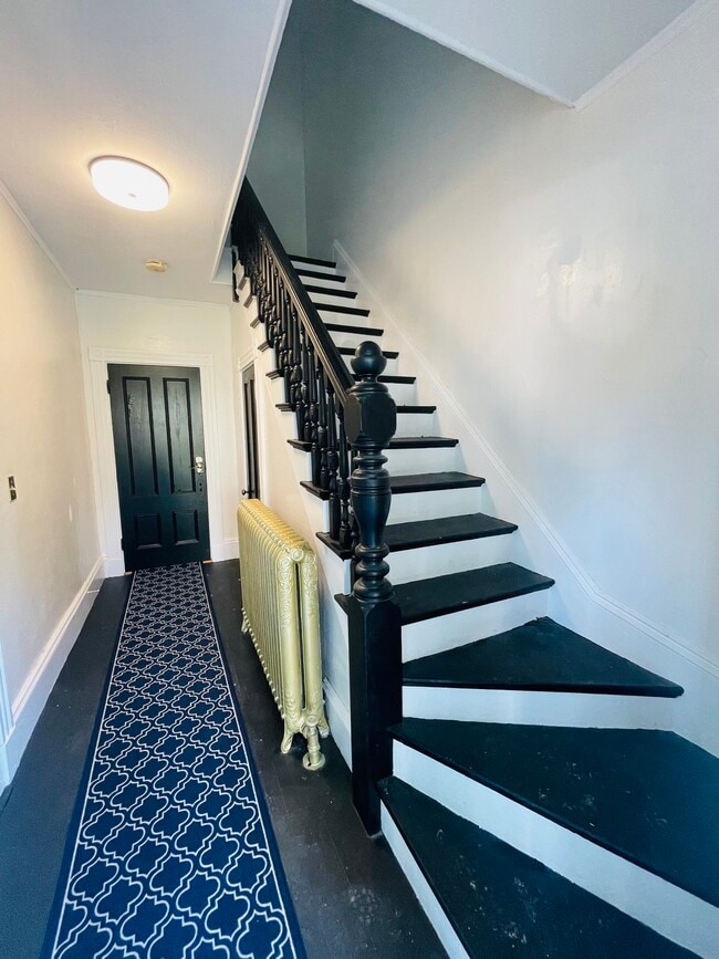 20200915_105641_HDR - 75 Sanford St Unidad 3