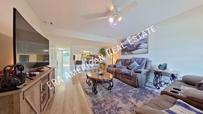 Photo - 5 Chatelaine Cir SE