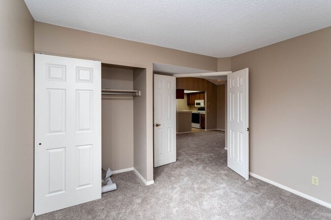 Photo - Cozy 2-Bed Condo with Fireplace, Garage & ...