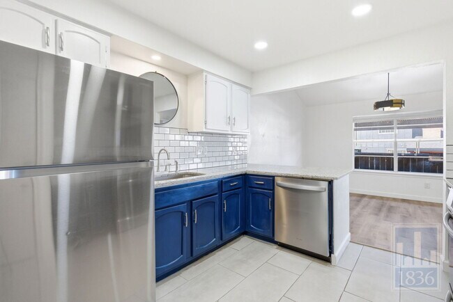 Photo - 2009 Sandberg Dr Unidad 159