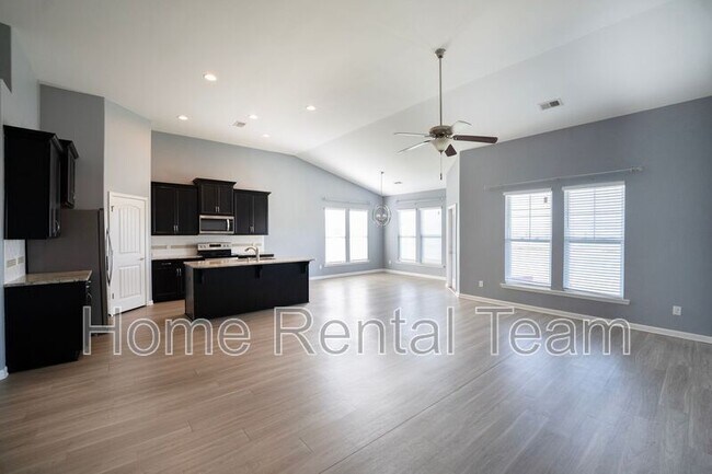 Photo - 190 Brickhill Cir