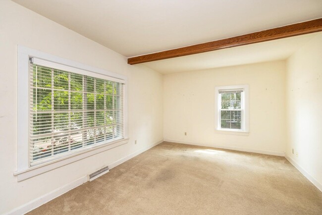 Photo - 921 E Colfax Pl Apartment