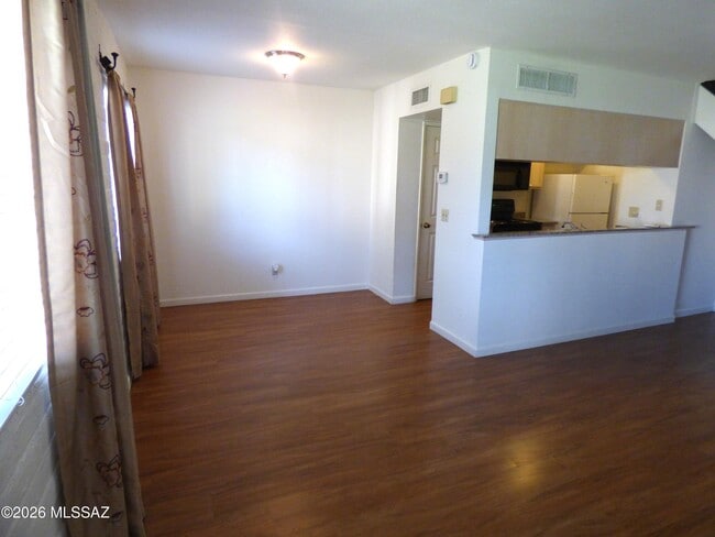 6565 Calle La Paz Unit B