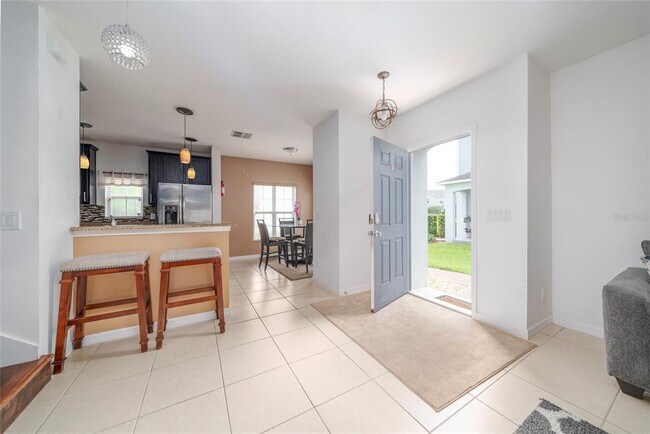 212 Primrose Dr