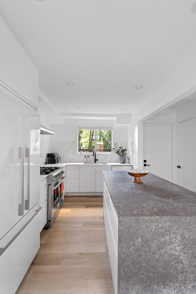 Photo - 2977 W 6th Ave Unit ID1051891P