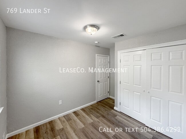 Photo - 769 Lander St