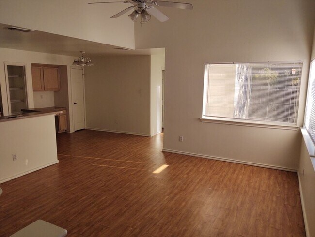 Photo - 801-803-803 Sagewood Trail Unit 803