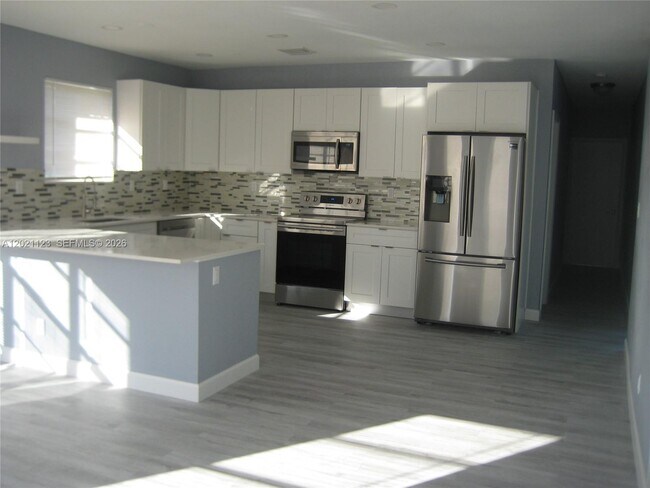 Photo - 13220 SW 99th Pl
