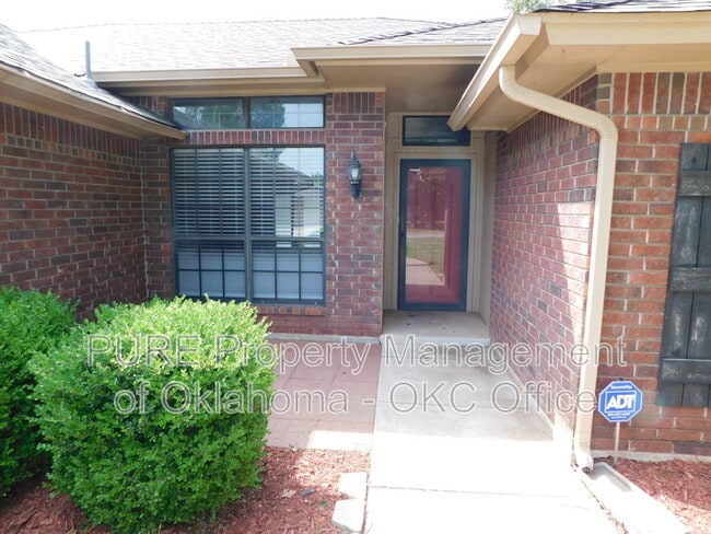 Photo - 912 NW 172nd St