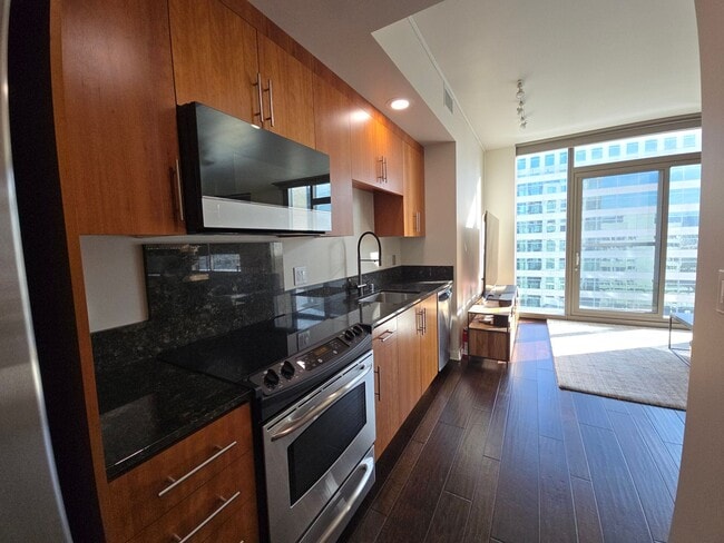 Photo - Luxury 14th Floor Studio at Axis in Downtown San Jose Unit 1402