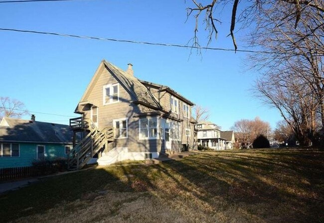 Photo - Beautiful 5 Bedroom Home!