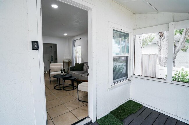 Photo - 1361 29th St S