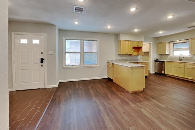 Photo - 14318 Ella Lee Ln