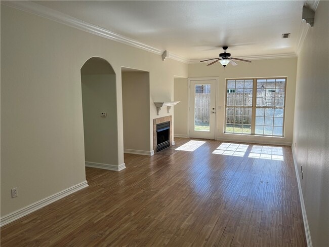 Photo - 2814 Vly W Ct