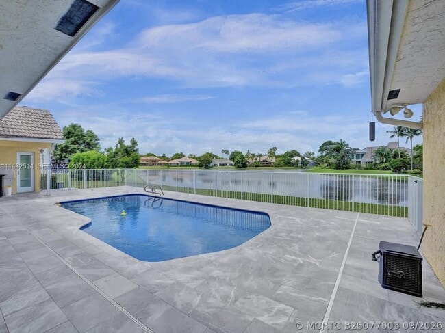 4495 Woodfield Blvd
