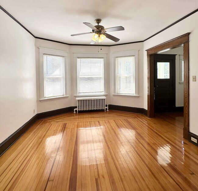 Photo - 423 Hamilton St